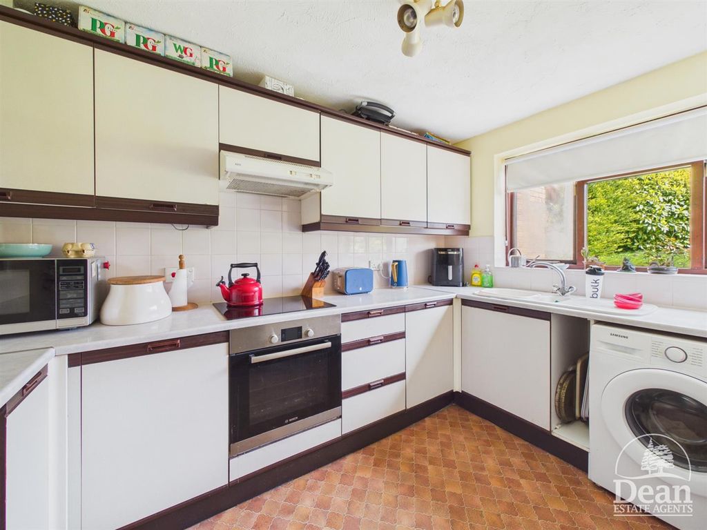 Property photo 3 of 15