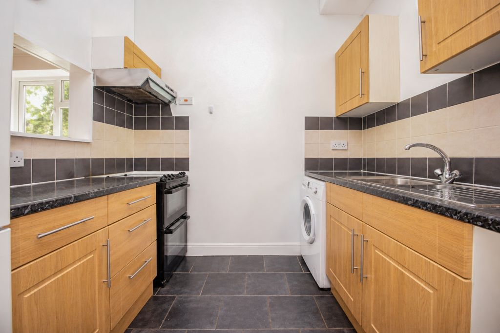 Property photo 2 of 14 12