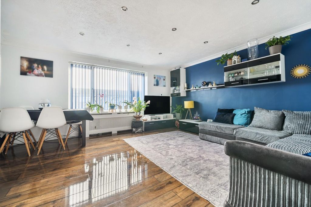 Property photo 2 of 22 1410269-14-698c992B01Db1.Jpg