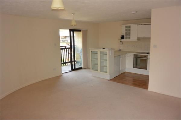 Property photo 3 of 9 3