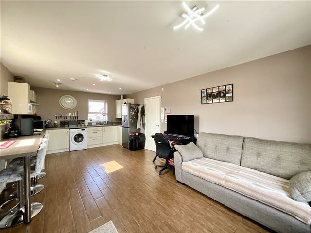 Property photo 3 of 10 Lounge/Kitchen/Diner