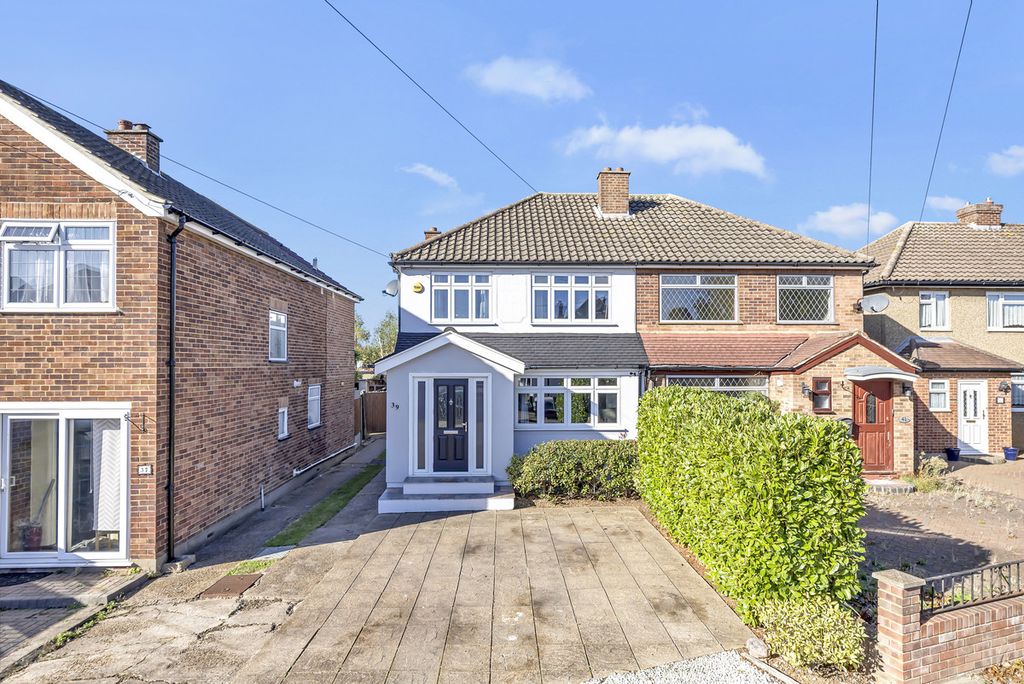 Property photo 1 of 25