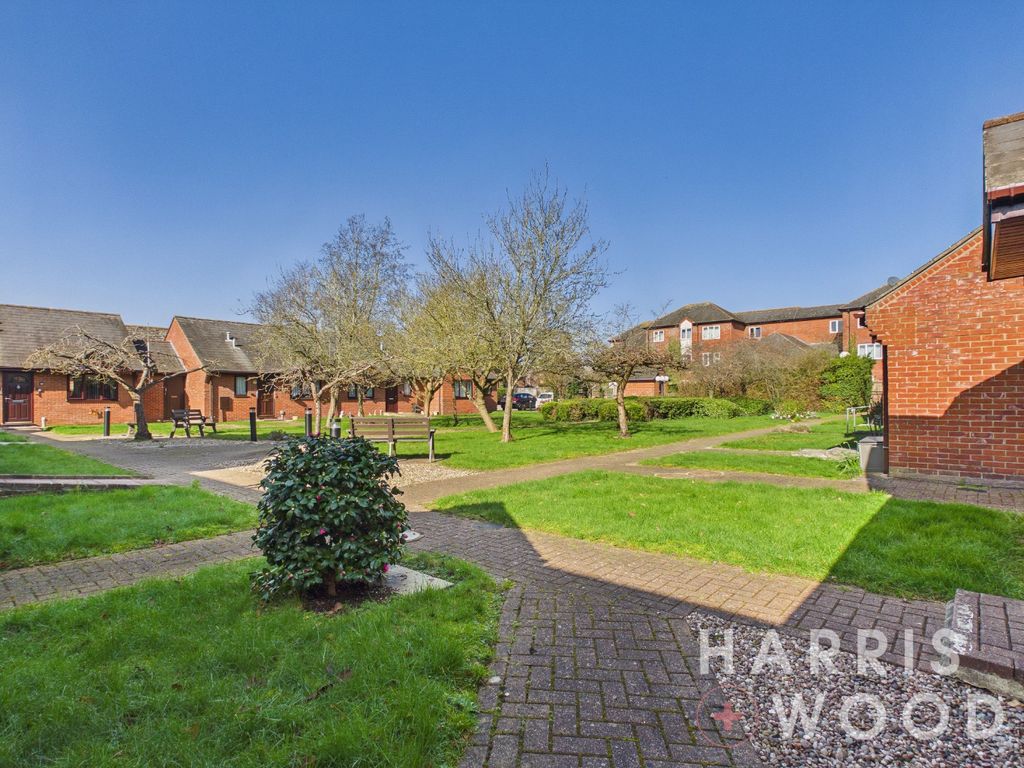 Property photo 1 of 23 4401952