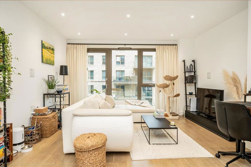 Property photo 2 of 7