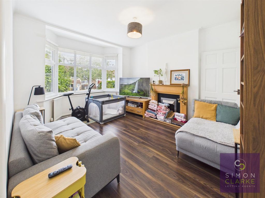 Property photo 1 of 8 Cam05425G0-Pr0154-Still007.Jpg