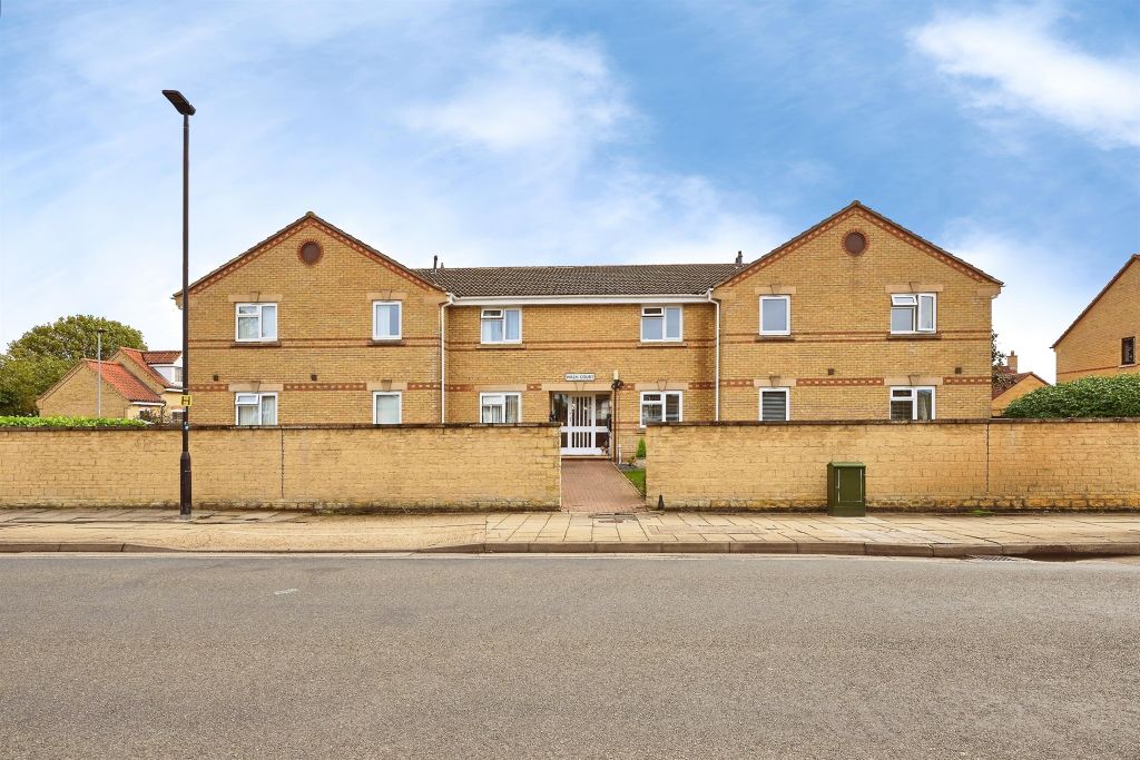 Property photo 1 of 12
