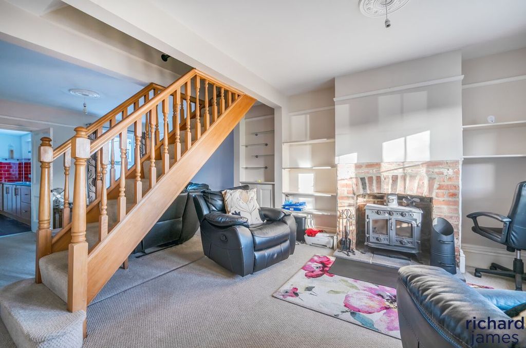 Property photo 2 of 12 9Ae4E7A6Cfdd4A0c8B38E8Dd53E4B978