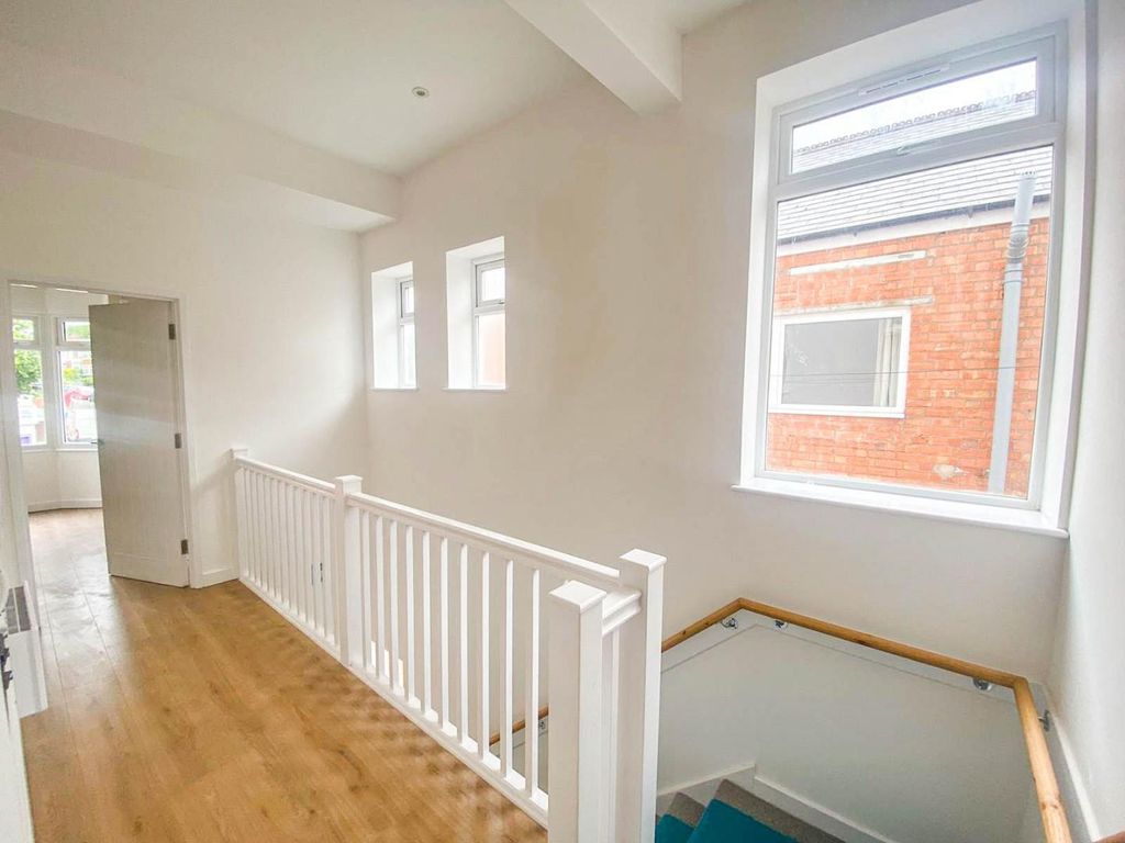 Property photo 2 of 8 8.Jpg
