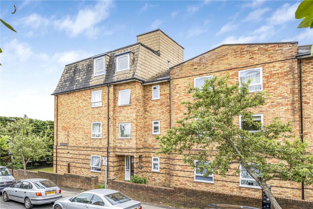 Property photo 1 of 6