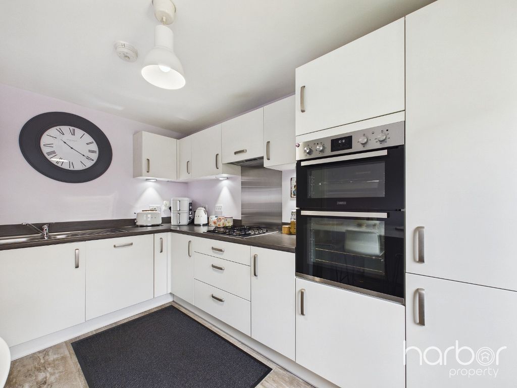 Property photo 3 of 22 5364265
