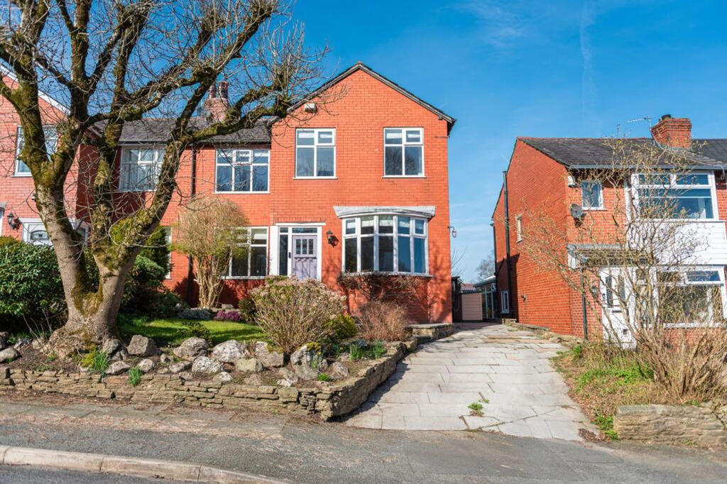 Property photo 1 of 30