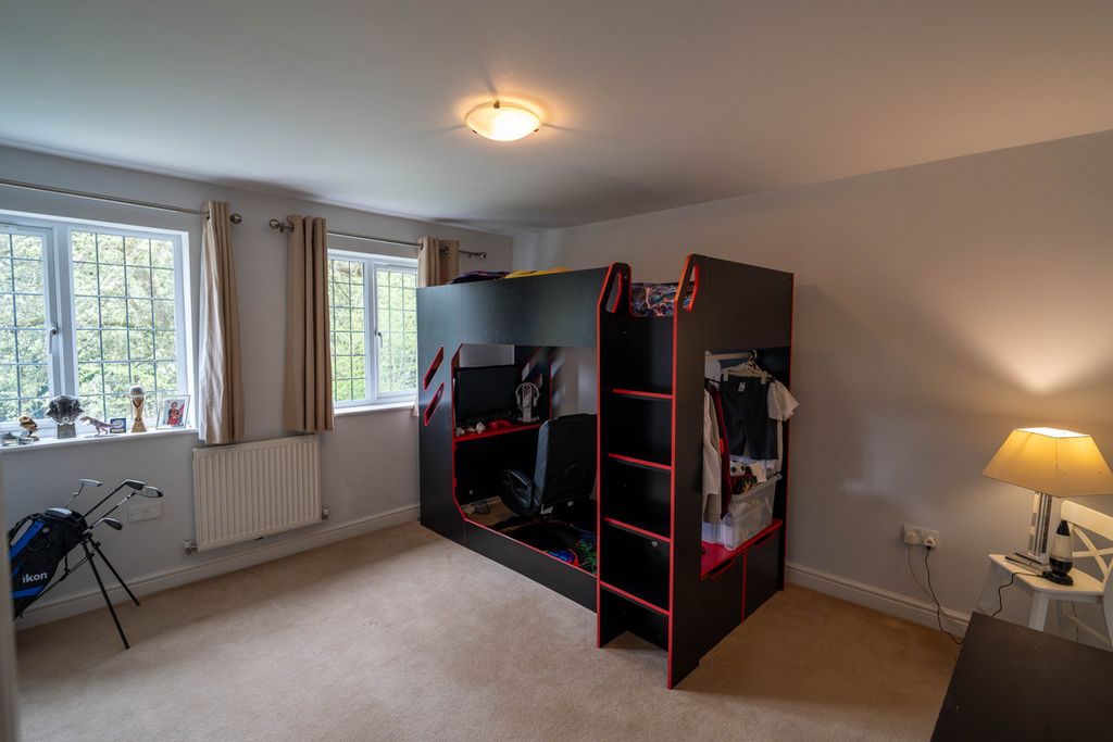 Additional image 20 of 5 bed detached house for saleThree Bridges Road, Crawley RH10