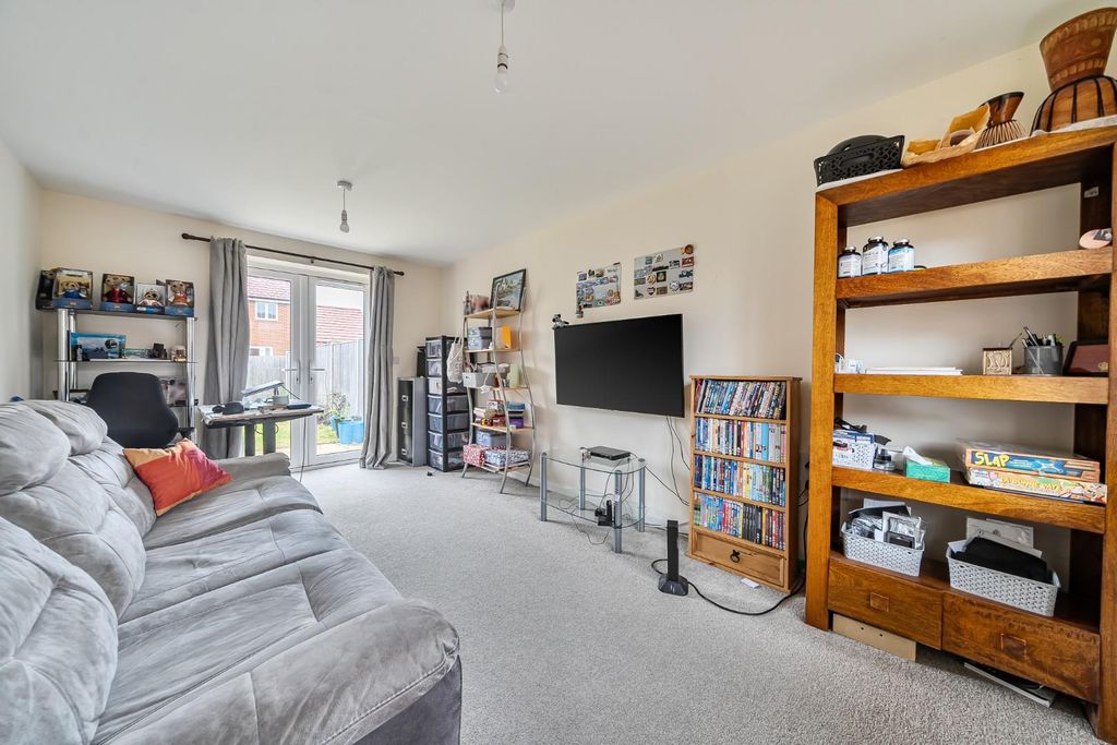 Property photo 2 of 13 1-69c328A2B1cc5-1433222-15-69c296c34F878-1.Jpg