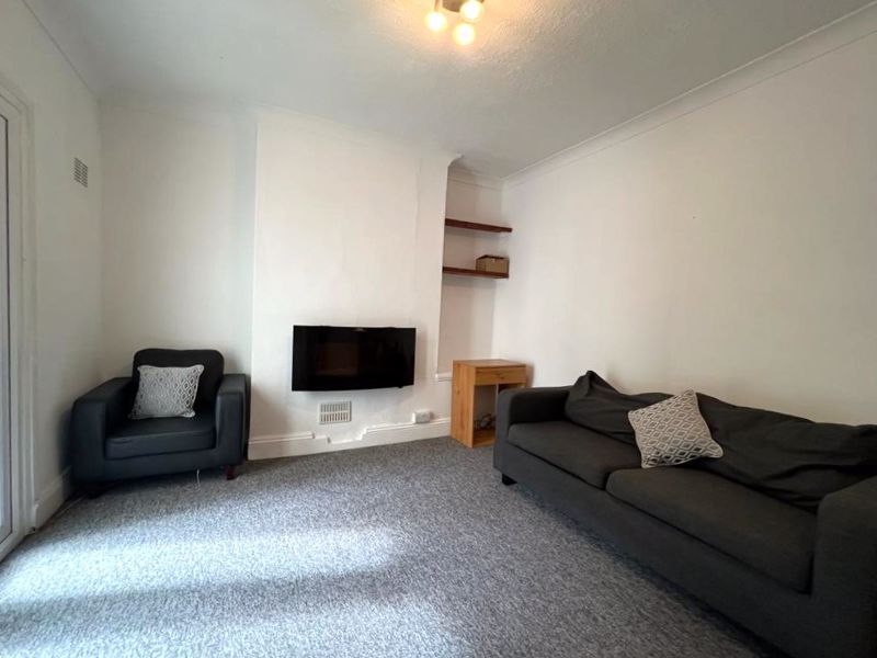 Property photo 2 of 9 Photo 13