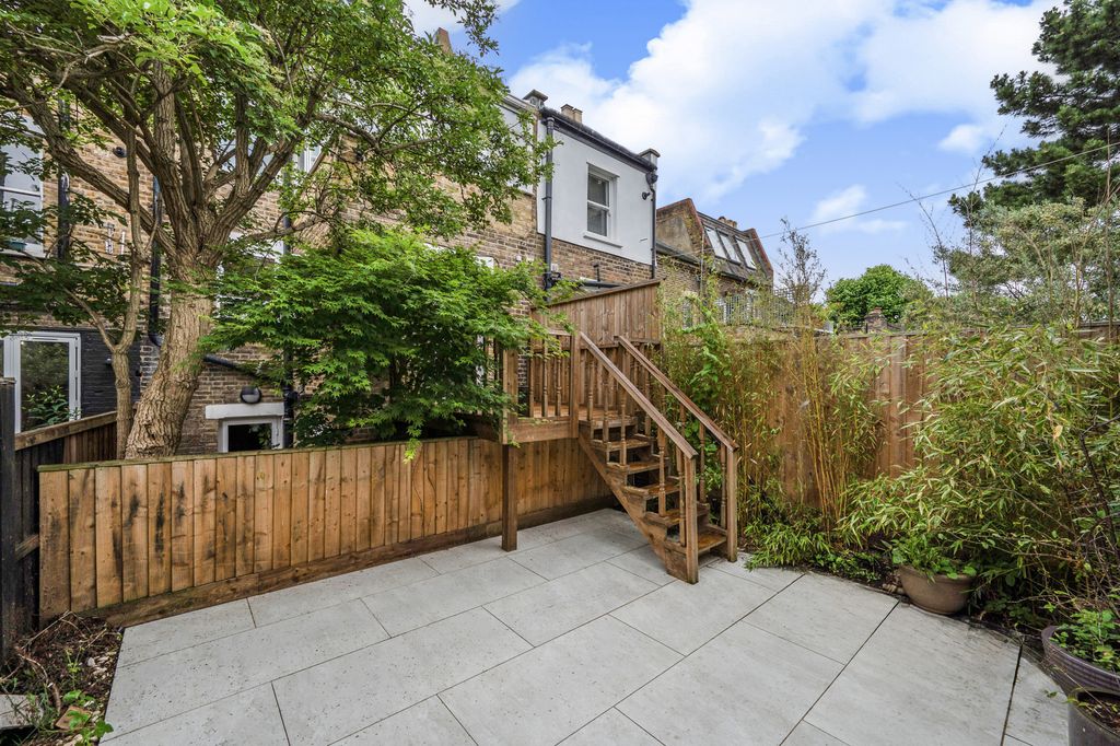 Property photo 2 of 15