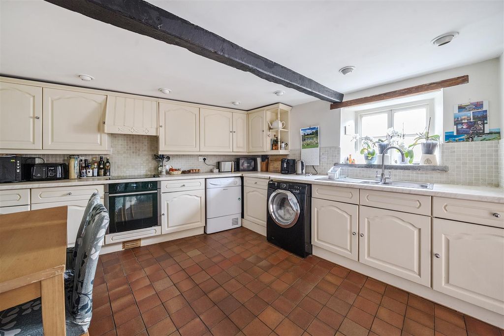 Property photo 3 of 14 1313773-1-685Bd5B81B8B1.Jpg