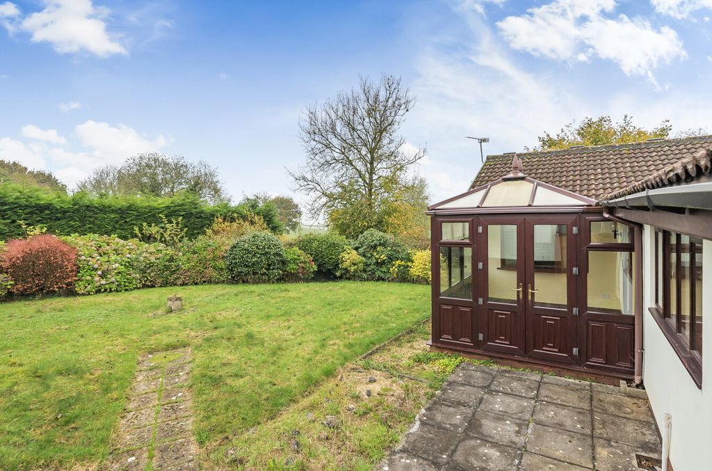 Property photo 2 of 23 Uplowman, Seddons