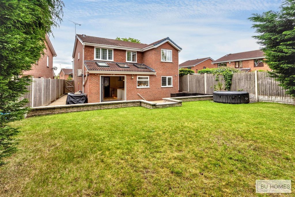 Property photo 1 of 19