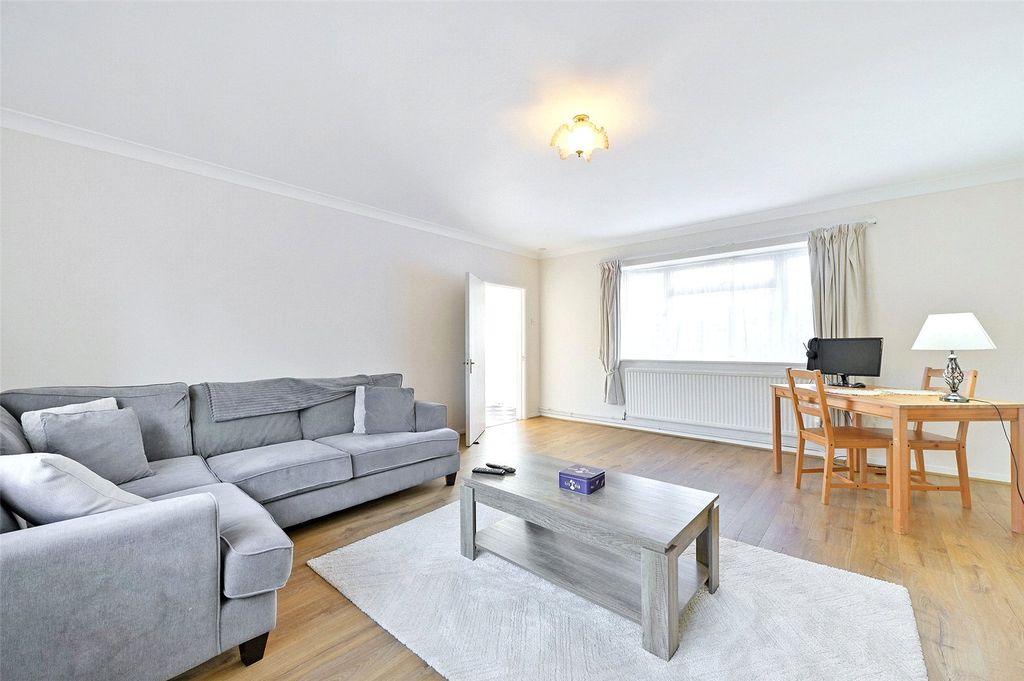 Property photo 3 of 9 Reception Room