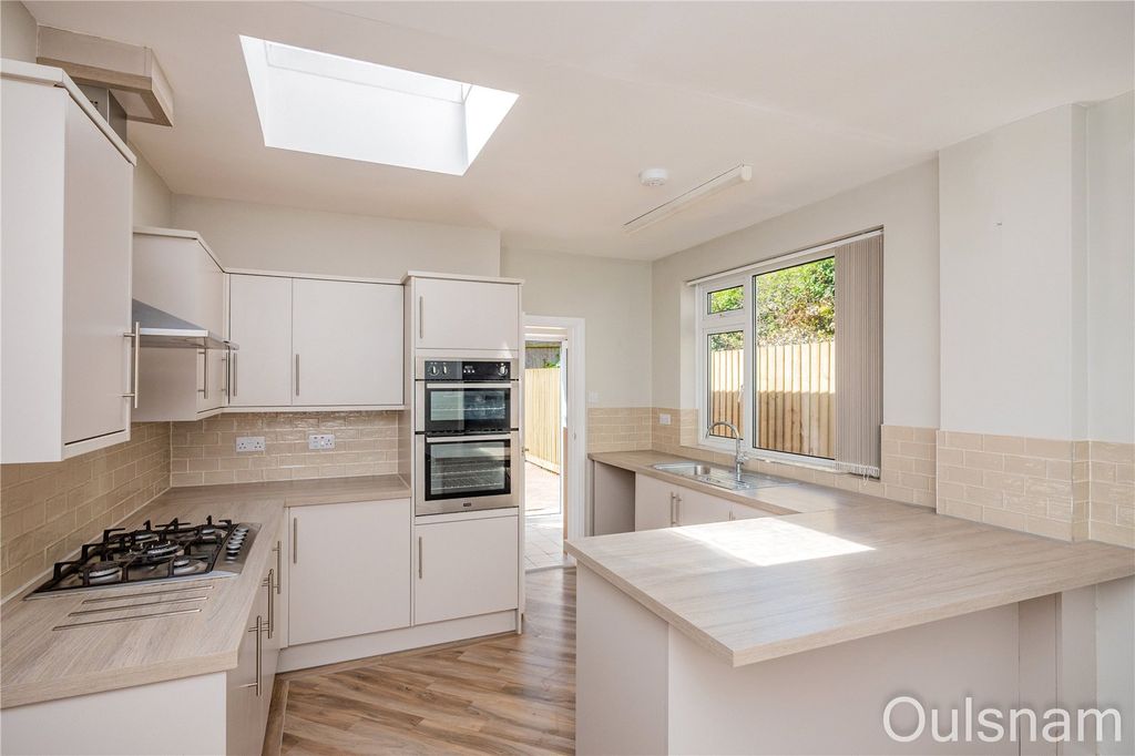 Property photo 3 of 17 Picture No. 09
