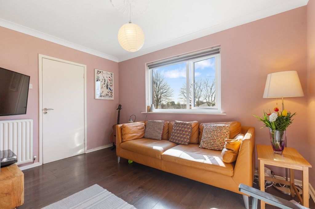 Property photo 3 of 16 Picture No. 03