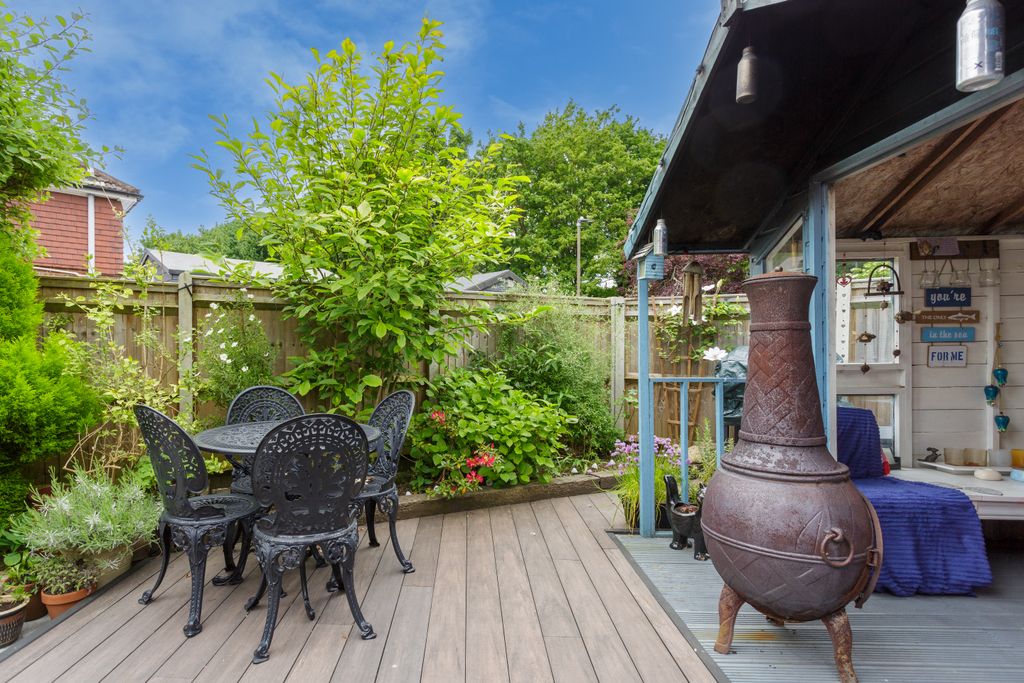 Property photo 2 of 26 65Nutbourne-00041-Edit