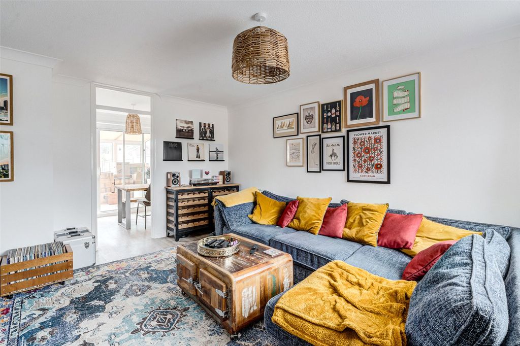 Property photo 2 of 18 Picture No. 48