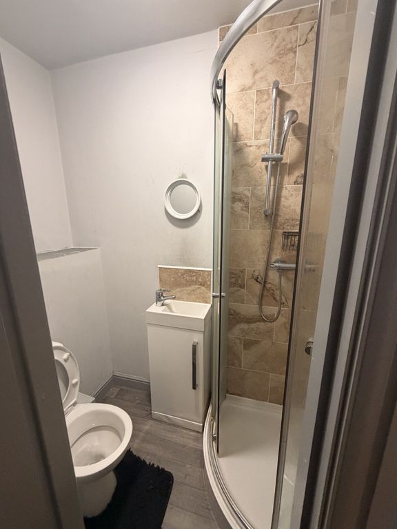 Property photo 2 of 4
