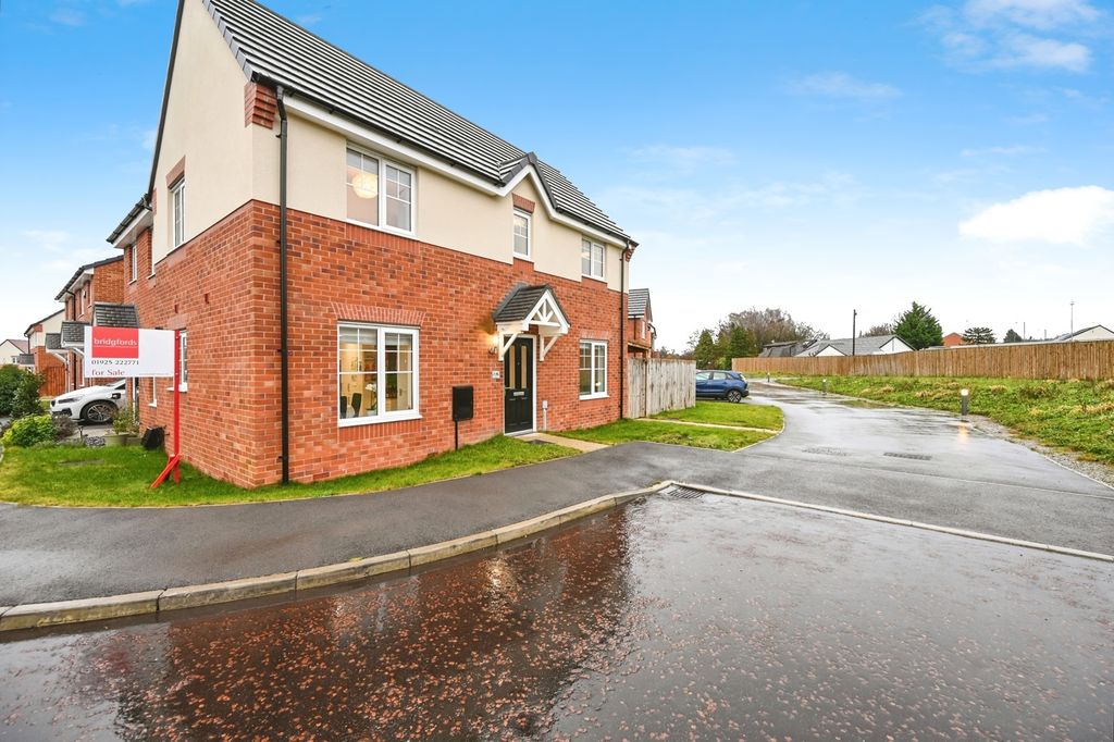 Property photo 1 of 18 Pbox-Img.Jpg