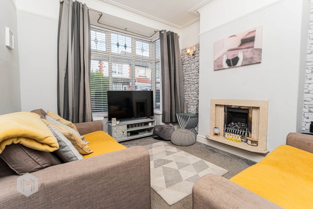 Property photo 2 of 17 Picture No. 08