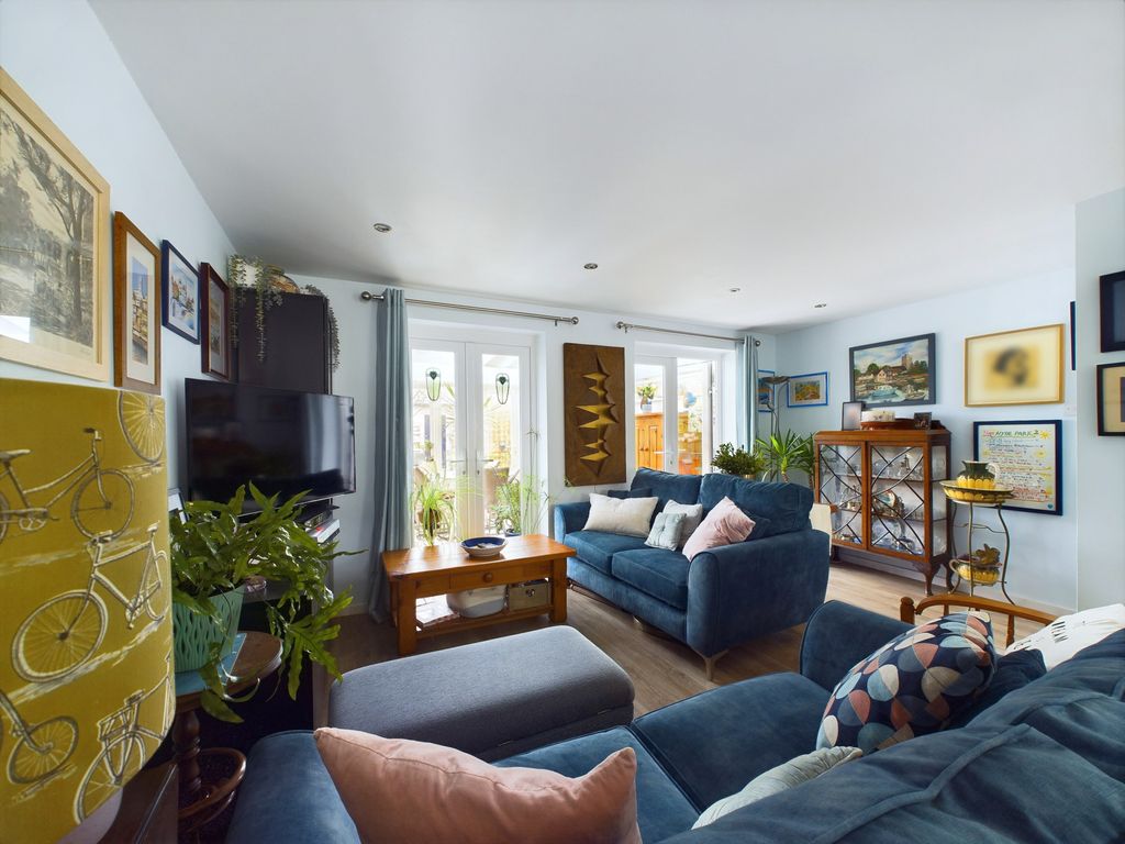 Property photo 2 of 15 4882-Hr-4