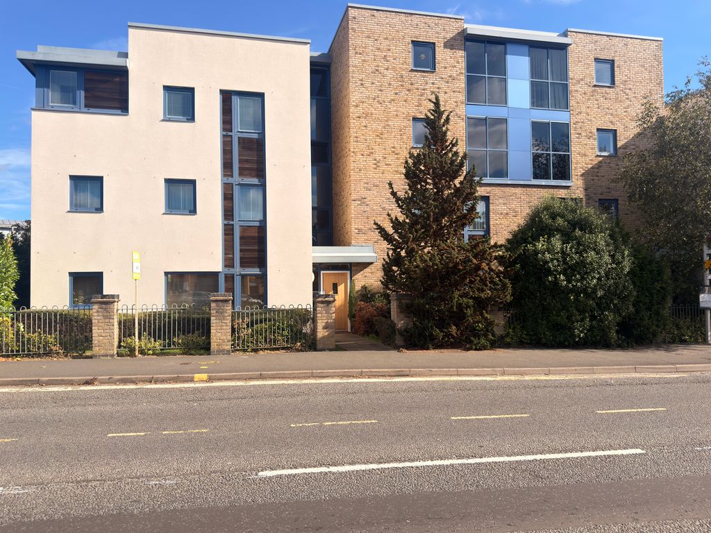 Property photo 1 of 8
