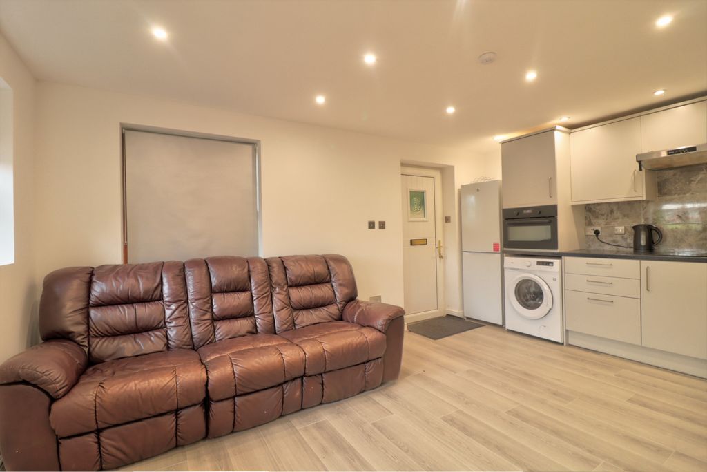 Property photo 2 of 4 Living Area.Jpg