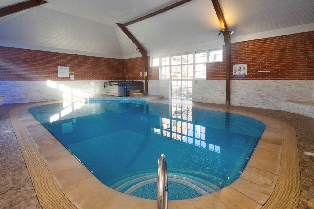 Property photo 2 of 16