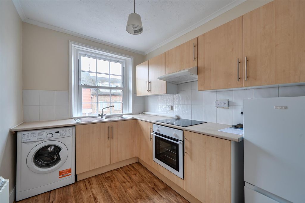 Property photo 2 of 14 1415860-6-698ee62239340.Jpg