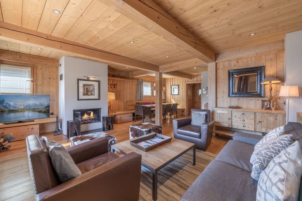 Property photo 2 of 12 Les Houches Chalet F