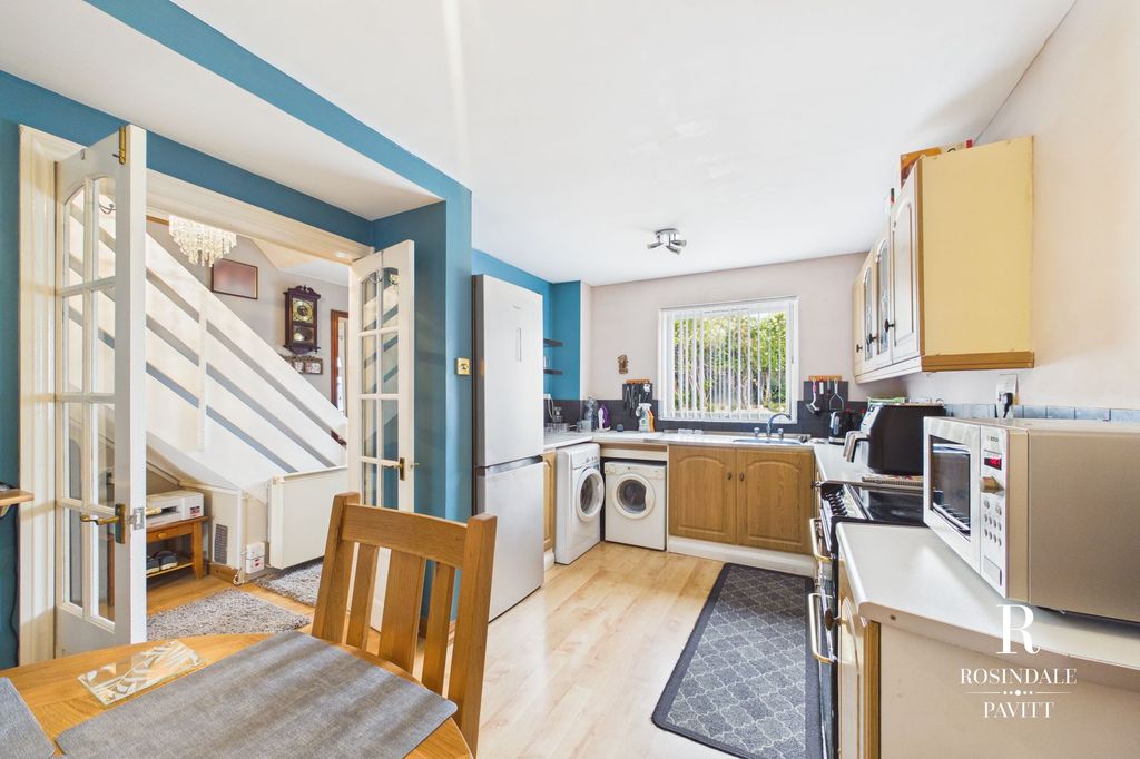 Property photo 2 of 19