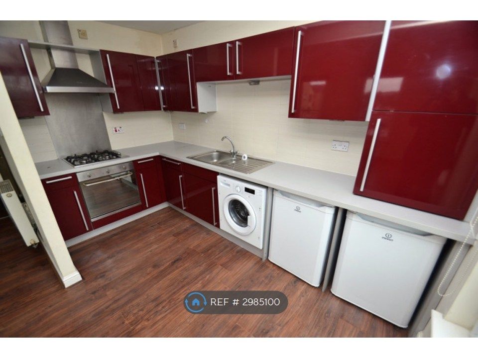 Property photo 2 of 5