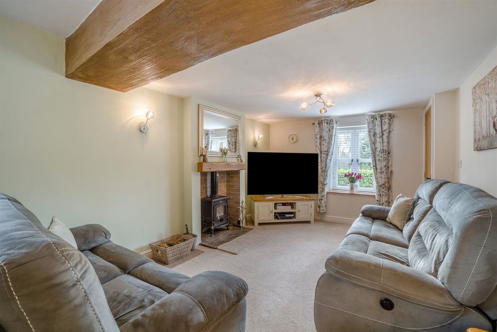 Property photo 3 of 24