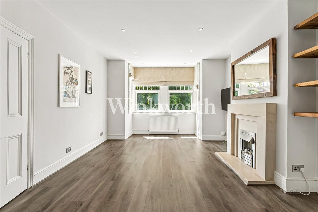 Property photo 2 of 14 Picture No. 07