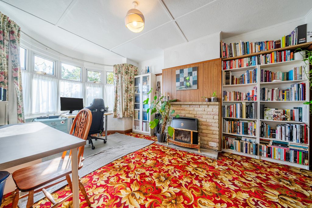 Property photo 3 of 13 1522802-6-6Abb87A...