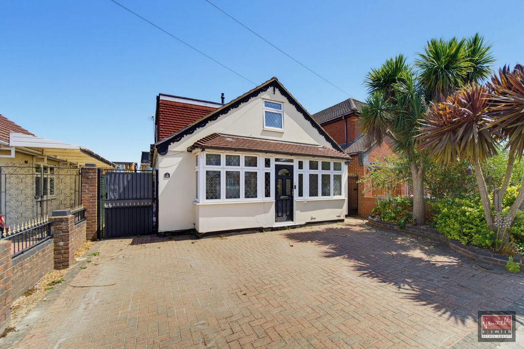 Property photo 1 of 19 Dsc03885