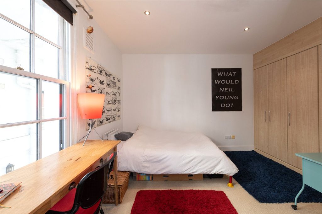 Property photo 3 of 15 Picture No. 08