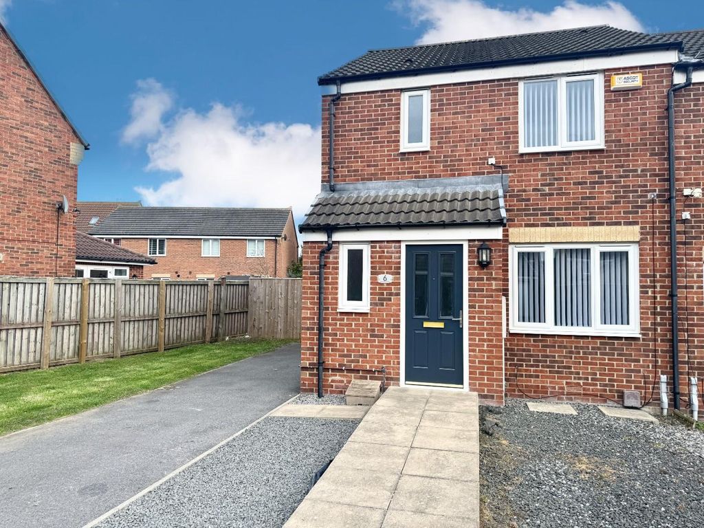 Property photo 1 of 13 Front