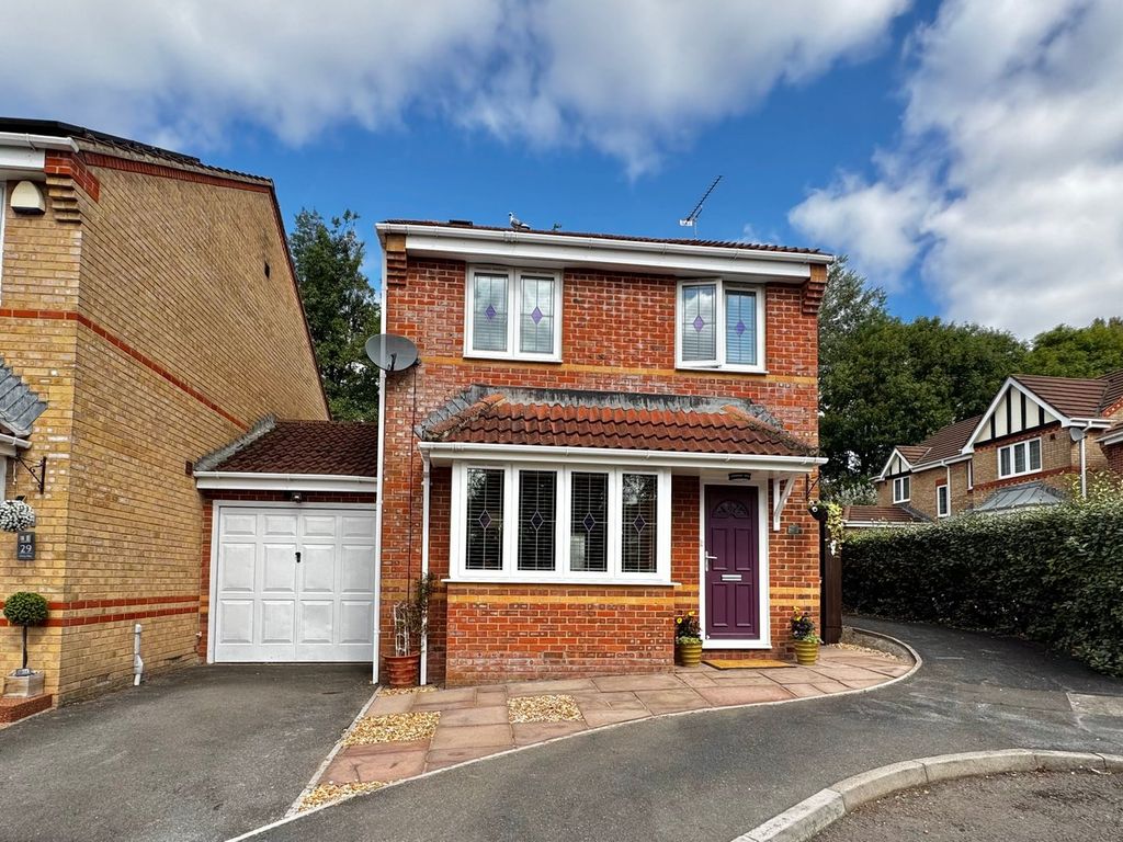 Property photo 1 of 17