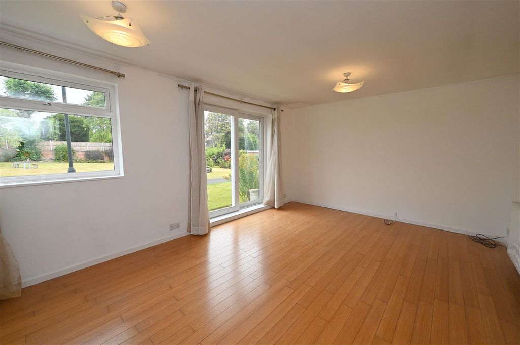 Property photo 3 of 20 Reception 1.Jpg