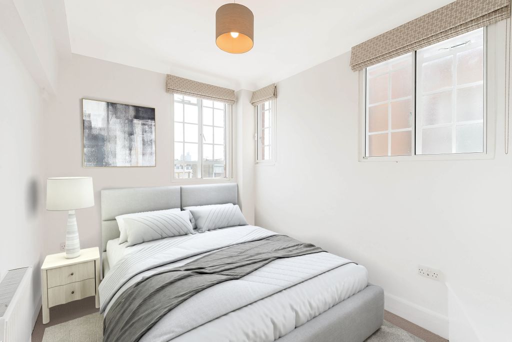 Property photo 3 of 5 Arundel Court
