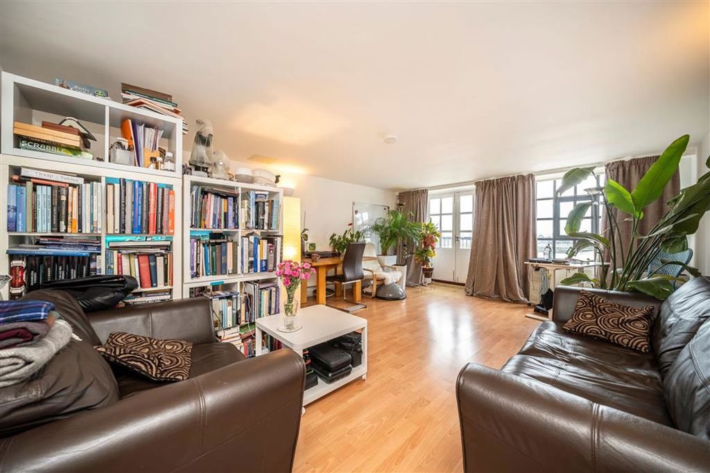 Property photo 3 of 5