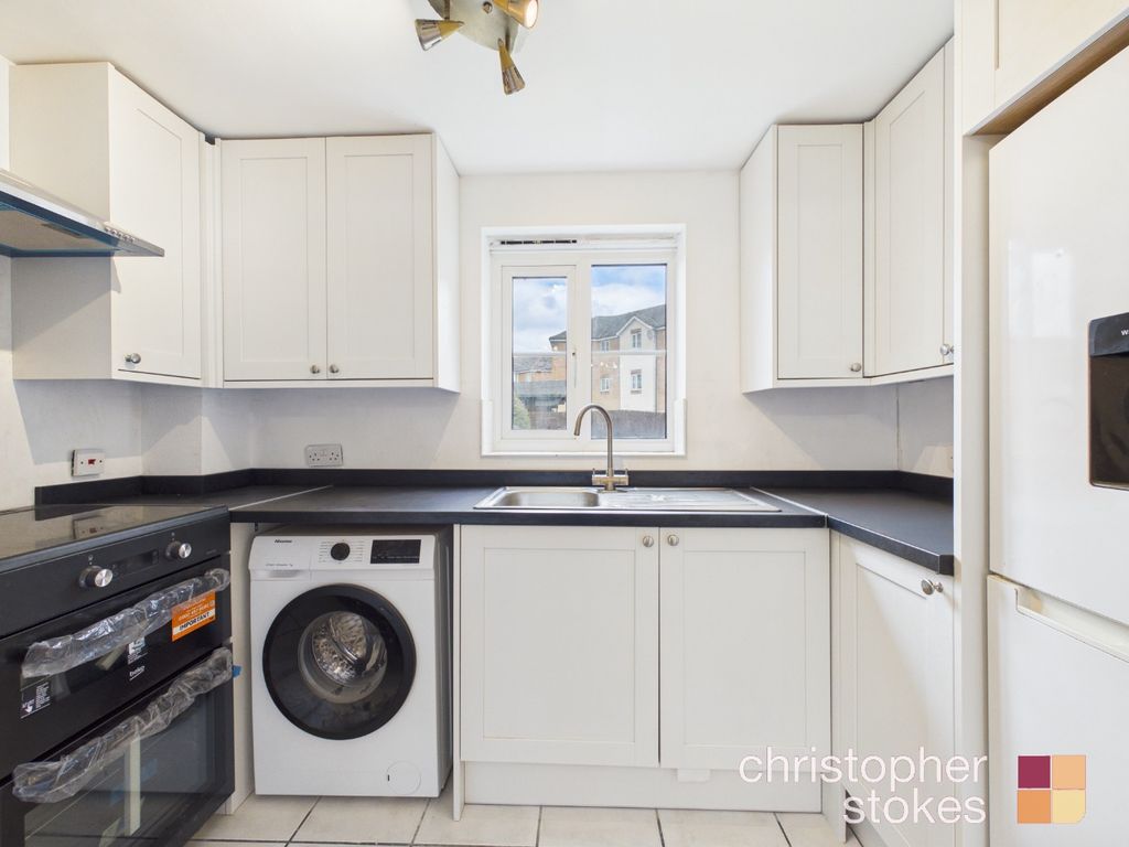 Property photo 3 of 10 5184913