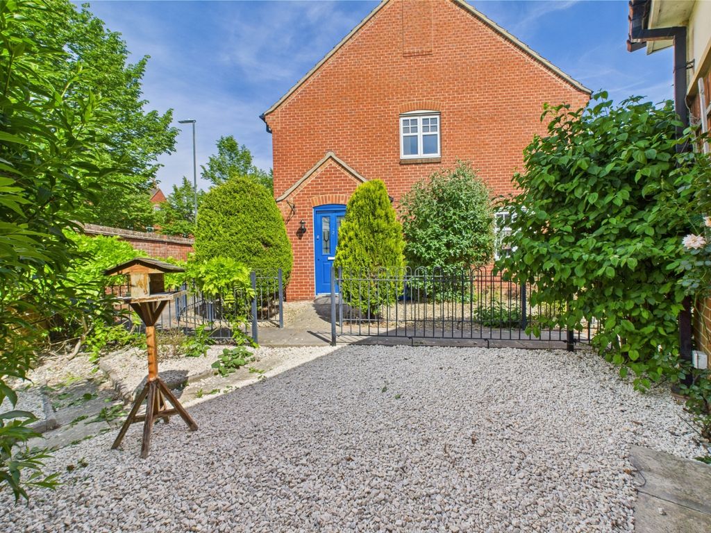 Property photo 1 of 19 Cam01791G0-Pr0169-Still022